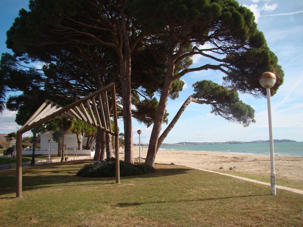 Apartamento Playa Esquirol Cambrils Exteriör bild